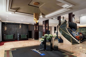 Radisson Blu Leogrand Hotel