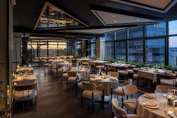 Radisson Blu Leogrand Hotel