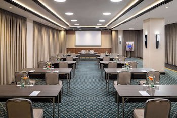 Radisson Blu Leogrand Hotel