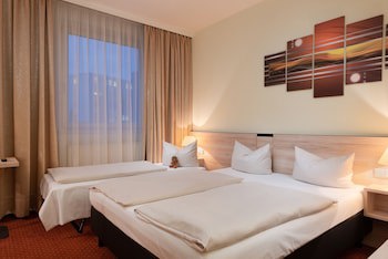 NOVINA HOTEL Sudwestpark Nurnberg galeri fotoğrafı