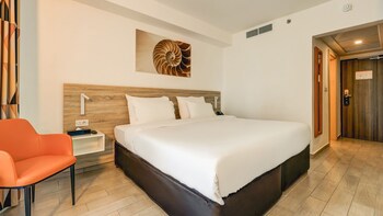 Ax Odycy Hotel