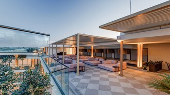 Ax Odycy Hotel