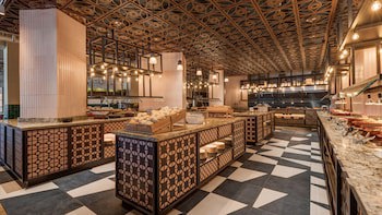 Ax Odycy Hotel