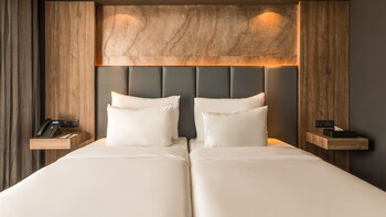 Ax Odycy Hotel