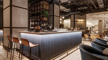 Ax Odycy Hotel