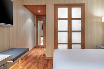 Ac Hotel Huelva By Marriott