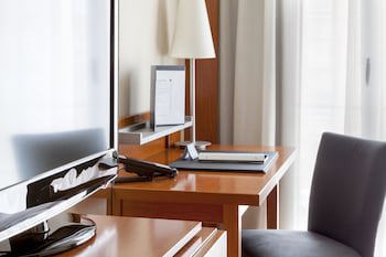 Ac Hotel La Rioja By Marriott