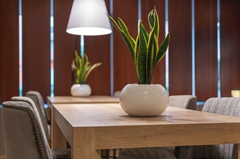 Ac Hotel La Rioja By Marriott