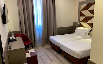 Jr Hotels Bocconi Milan fotoğrafı