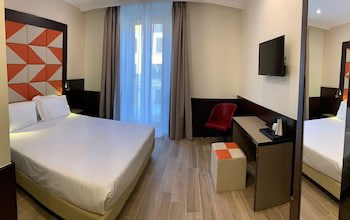 Jr Hotels Bocconi Milan fotoğrafı