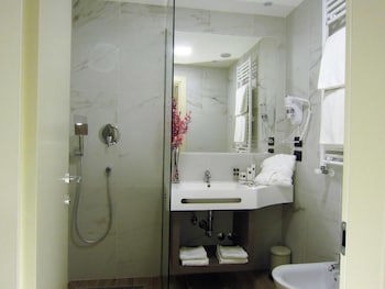Jr Hotels Bocconi Milan galeri fotoğrafı