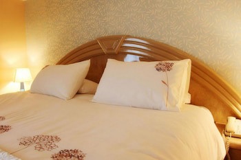 Beaufort Park Hotel