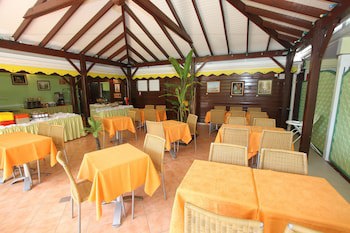 Hotel La Maison Creole