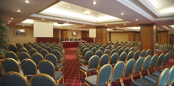 Killarney Plaza Hotel And Spa