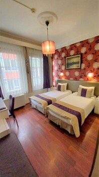 Bakirkoy Tashan Business & Airport Hotel