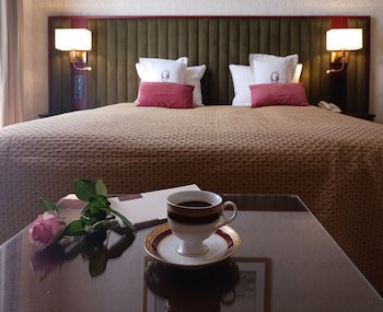 Grand Hotel
