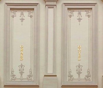 Grand Hotel