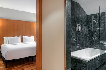 Ac Hotel Palencia By Marriott