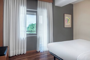 Ac Hotel Ponferrada By Marriott