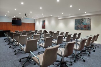 Ac Hotel Ponferrada By Marriott