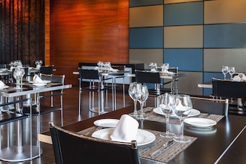 Ac Hotel Ponferrada By Marriott