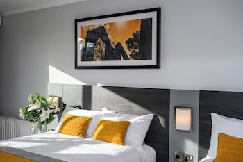 Newtown Park Hotel