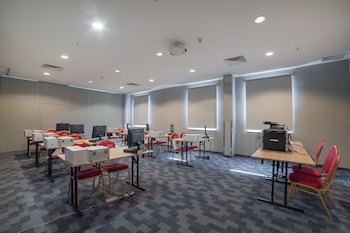 Express Krakow Hotel