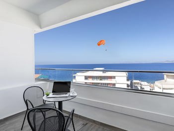 Alexia Premier City Hotel - Adults Only fotoğrafı
