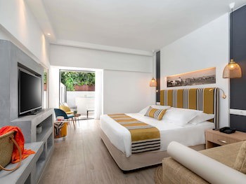 Alexia Premier City Hotel - Adults Only fotoğrafı