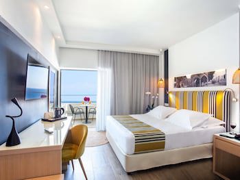 Alexia Premier City Hotel - Adults Only fotoğrafı