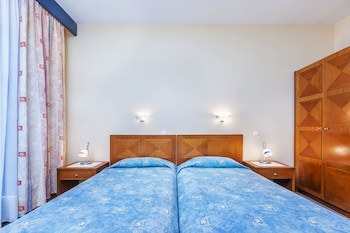 Atrium Hotel galeri fotoğrafı