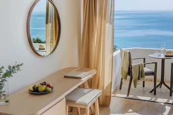 Alion Beach Hotel fotoğrafı