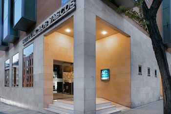 Ac Hotel Los Vascos By Marriott
