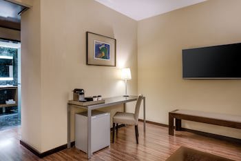 Ac Hotel Zamora By Marriott
