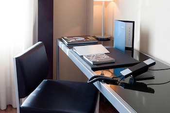 Ac Hotel Zamora By Marriott