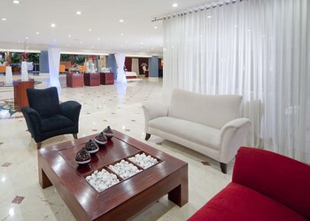 Hodelpa Gran Almirante Hotel & Casino