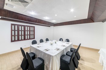 Hodelpa Gran Almirante Hotel & Casino