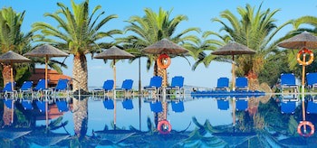Blue Dolphin Hotel fotoğrafı
