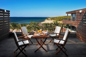Blue Dolphin Hotel