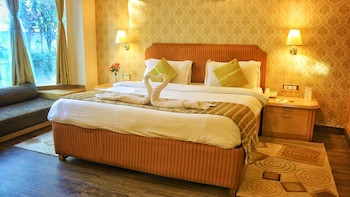 Dee Marks Hotel & Resorts