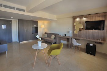 Nelia Beach Hotel & Spa galeri fotoğrafı