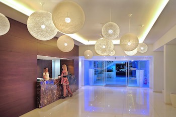 Nelia Beach Hotel & Spa fotoğrafı