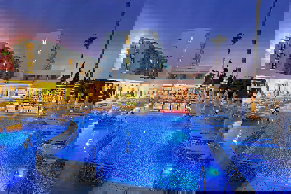 Nelia Beach Hotel & Spa