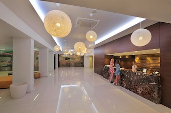 Nelia Beach Hotel & Spa fotoğrafı