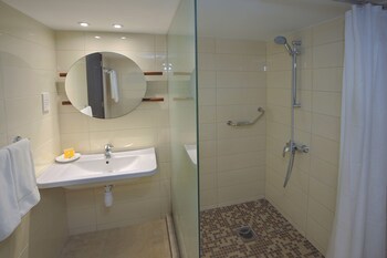Nelia Beach Hotel & Spa fotoğrafı