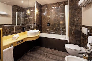 Holiday Inn Milan - Garibaldi Station by IHG galeri fotoğrafı