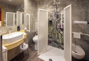 Holiday Inn Milan - Garibaldi Station by IHG galeri fotoğrafı