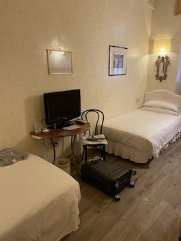 Hotel Fontana galeri fotoğrafı