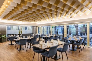 Eurostars Uhotel