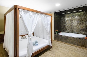 Eurostars Uhotel